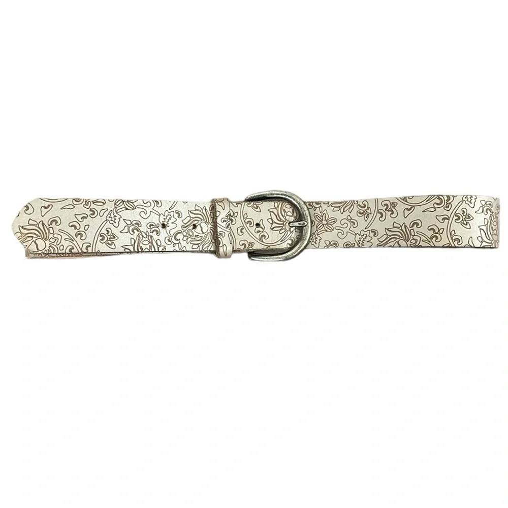 Gap Cow leather hippie artsy boho festival 70’s brown neutral belt. Size Small